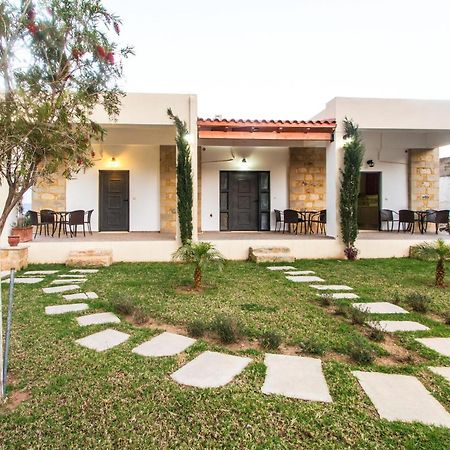 Agarathos Traditional Rooms - Pool - Kaliviani -On The Road To Balos Bagian luar foto